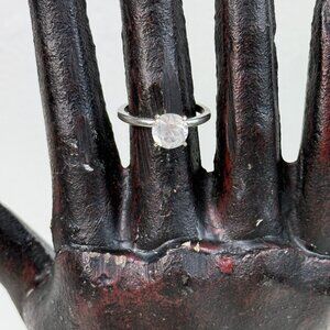 Vintage Silver Tone Uncas Glass Solitaire Ring Size 6